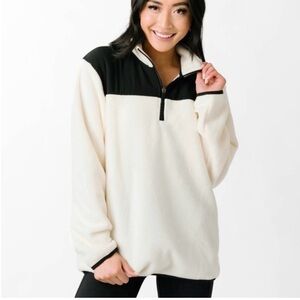ZYIA Black and White Sweatshirt